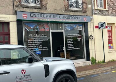 Devanture de l’entreprise Christophe couverture à Suresnes