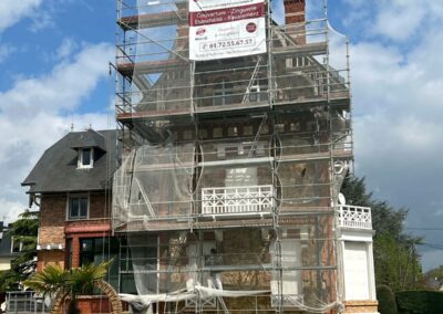 Travaux d’habillage et étanchéité de toiture en zinc